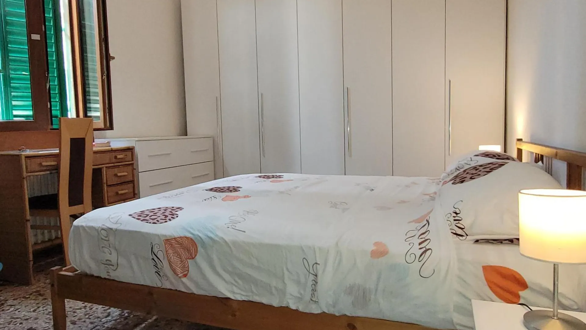 Ampia Camera Vicina Al Centro Rzym Pensjonat